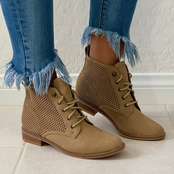 Urban Outfitters Shoes - Perforated Lace Up Dress Combat Boot